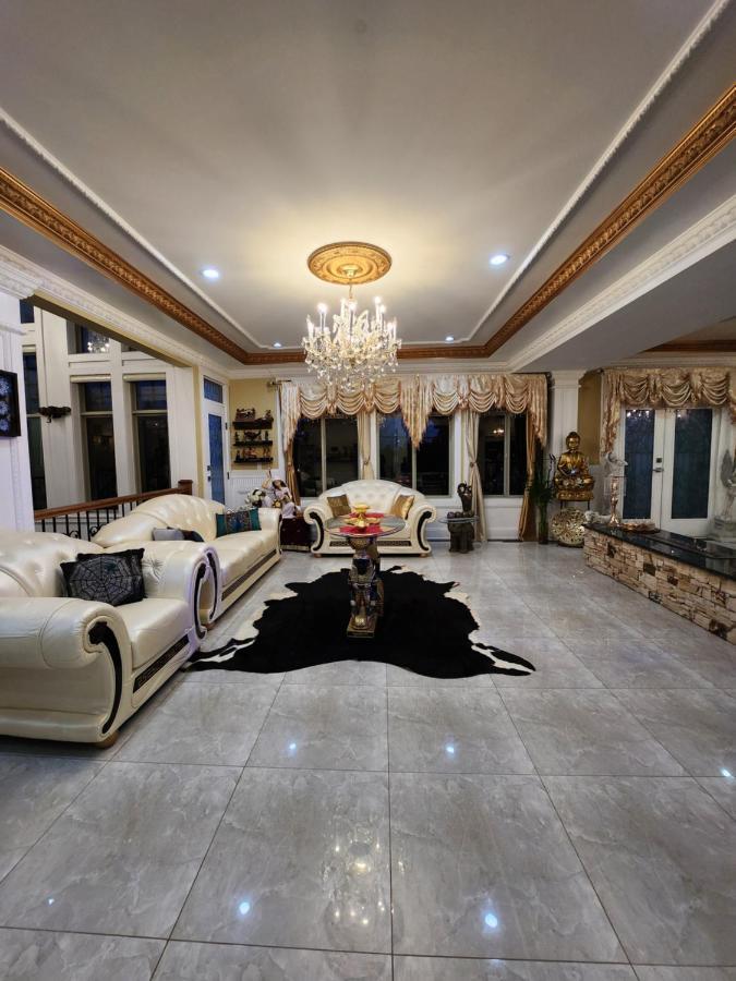 Empire Palace Hotel Surrey Kültér fotó